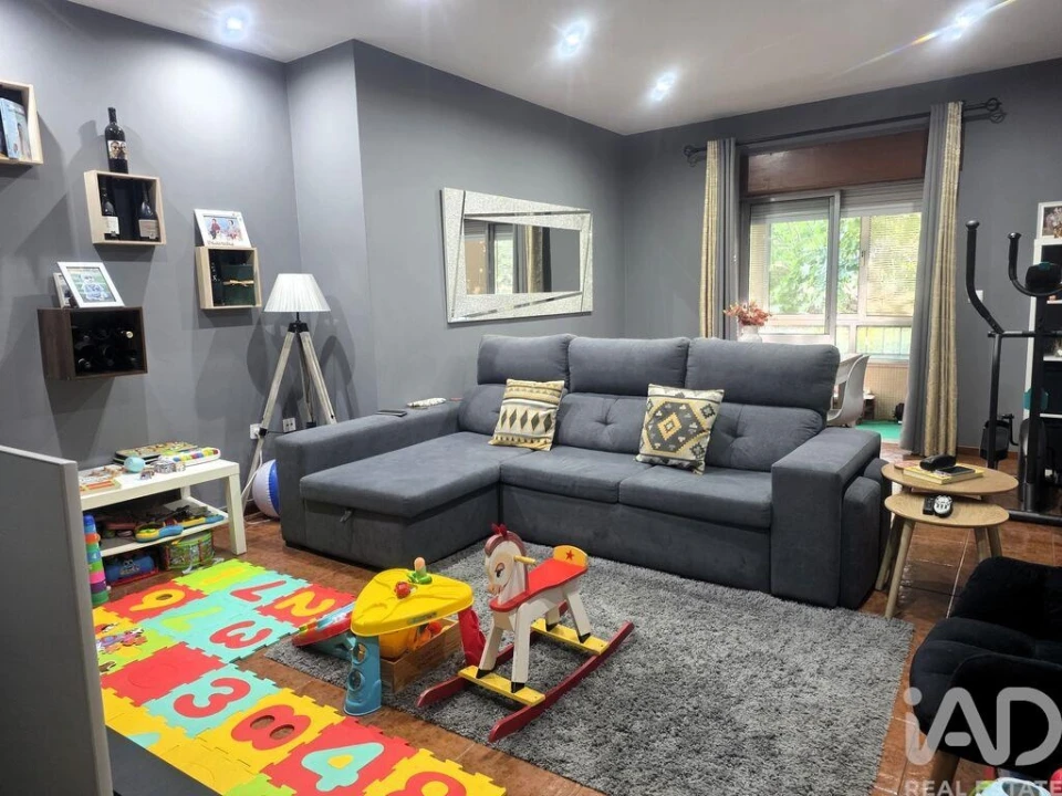 Apartamento T3 para Venda em Santa Comba Dão e Couto do Mosteiro Foto 2