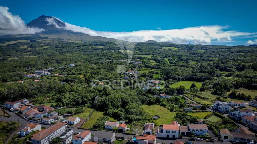 Moradia T3 para Venda em Bandeiras Foto 3