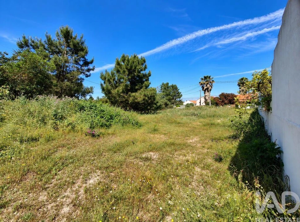 Terreno para Venda em Corroios Foto 1