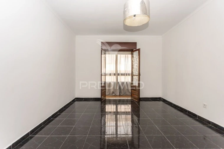 Apartamento T3 para Venda em Alto do Seixalinho, Santo André e Verderena Foto 4