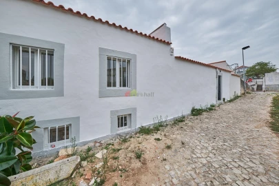 Prédio para Venda em Oeiras e São Julião da Barra, Paço de Arcos e Caxias