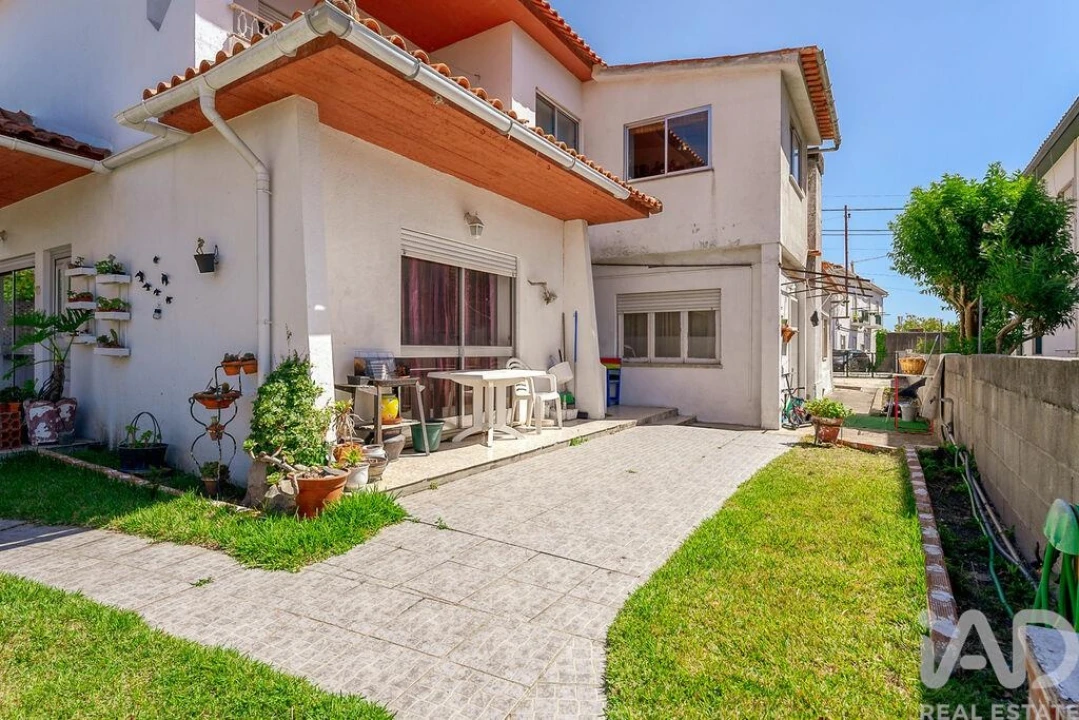 Moradia T5 para Venda em Marrazes e Barosa Foto 4