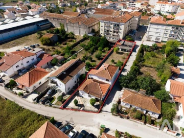 Moradia T5 para Venda em Marrazes e Barosa