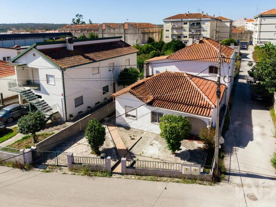 Moradia T5 para Venda em Marrazes e Barosa Foto 32