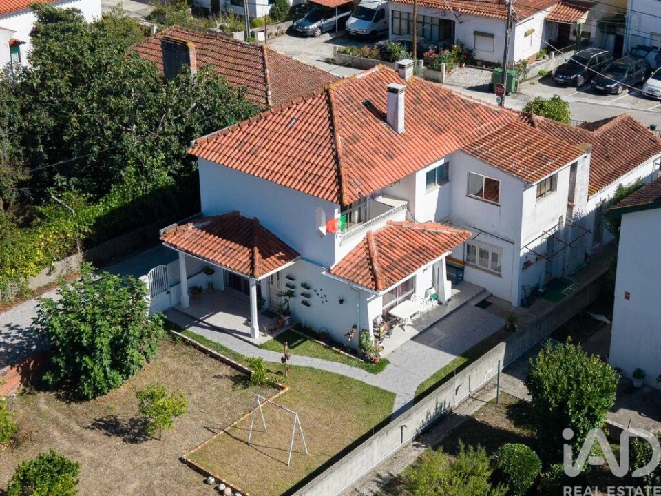 Moradia T5 para Venda em Marrazes e Barosa Foto 1
