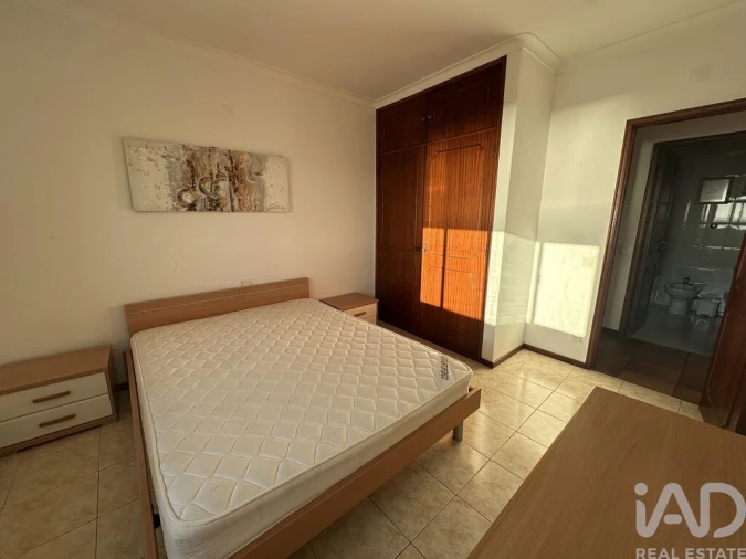Apartamento T2 para Venda em Nazare Foto 18