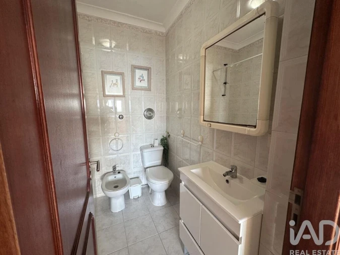 Apartamento T2 para Venda em Nazare Foto 19