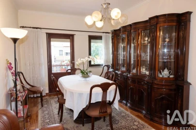 Apartamento para Venda em Algés, Linda-A-Velha e Cruz Quebrada-Dafundo