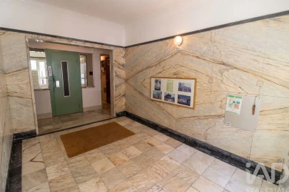 Apartamento para Venda em Algés, Linda-A-Velha e Cruz Quebrada-Dafundo