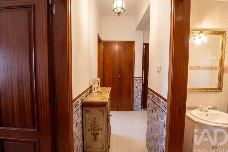 Apartamento para Venda em Algés, Linda-A-Velha e Cruz Quebrada-Dafundo Foto 6