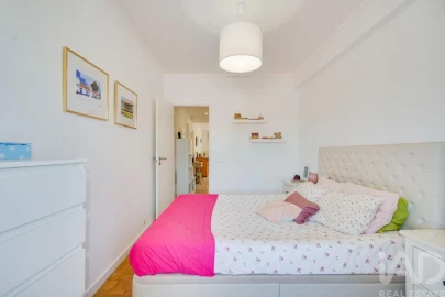 Apartamento T3 para Arrendamento em São Domingos de Rana