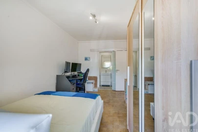 Apartamento T3 para Arrendamento em São Domingos de Rana