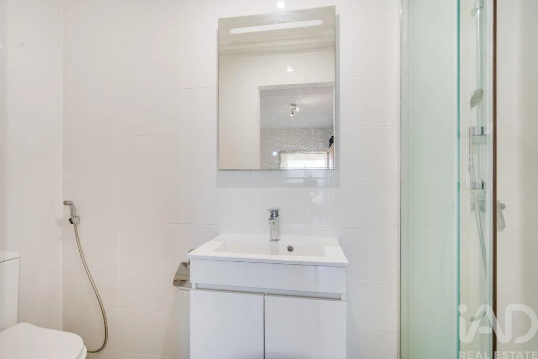 Apartamento T3 para Arrendamento em São Domingos de Rana Foto 18