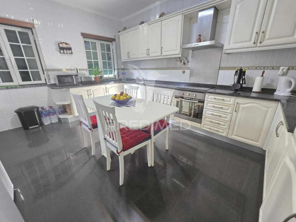 Apartamento T5 para Venda em Beja (Salvador e Santa Maria da Feira) Foto 1