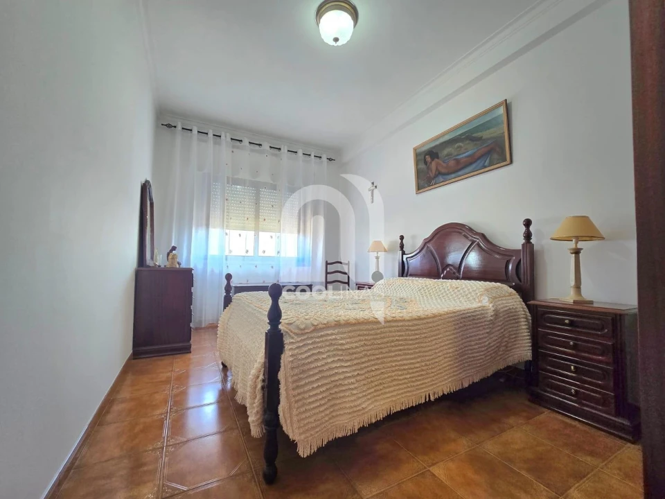 Apartamento T3 para Venda em Seixal, Arrentela e Aldeia de Paio Pires Foto 16
