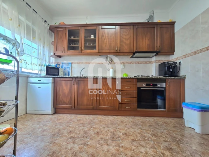 Apartamento T3 para Venda em Seixal, Arrentela e Aldeia de Paio Pires Foto 2