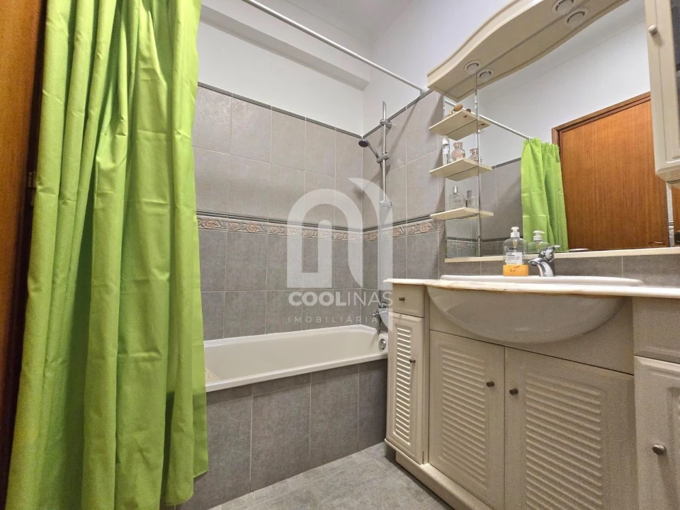 Apartamento T3 para Venda em Seixal, Arrentela e Aldeia de Paio Pires Foto 19