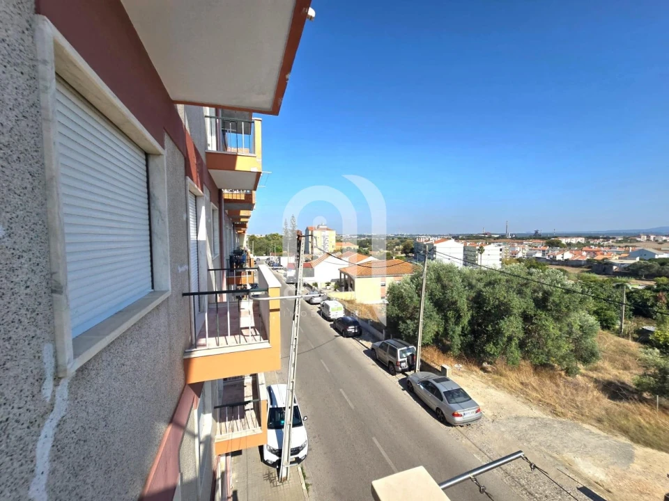 Apartamento T3 para Venda em Seixal, Arrentela e Aldeia de Paio Pires Foto 11