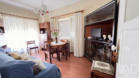 Apartamento T2 para Venda em Almada, Cova da Piedade, Pragal e Cacilhas
