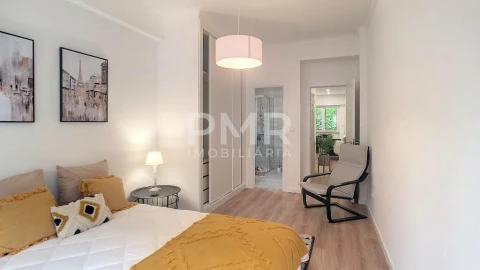 Apartamento T3 para Venda em Benfica