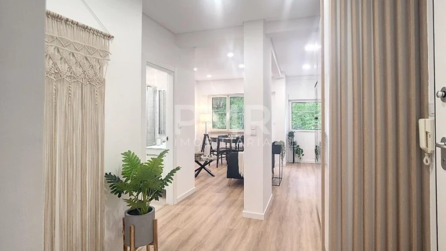 Apartamento T3 para Venda em Benfica Foto 9