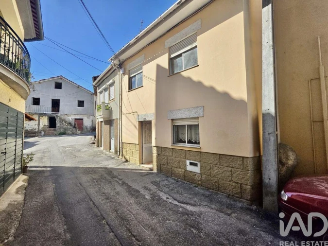 Moradia T2 para Venda em Viseu Foto 12