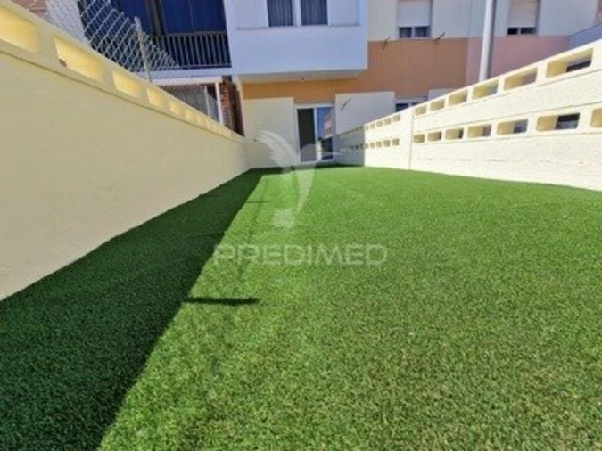 Apartamento T3 para Venda em Massamá e Monte Abraão Foto 2