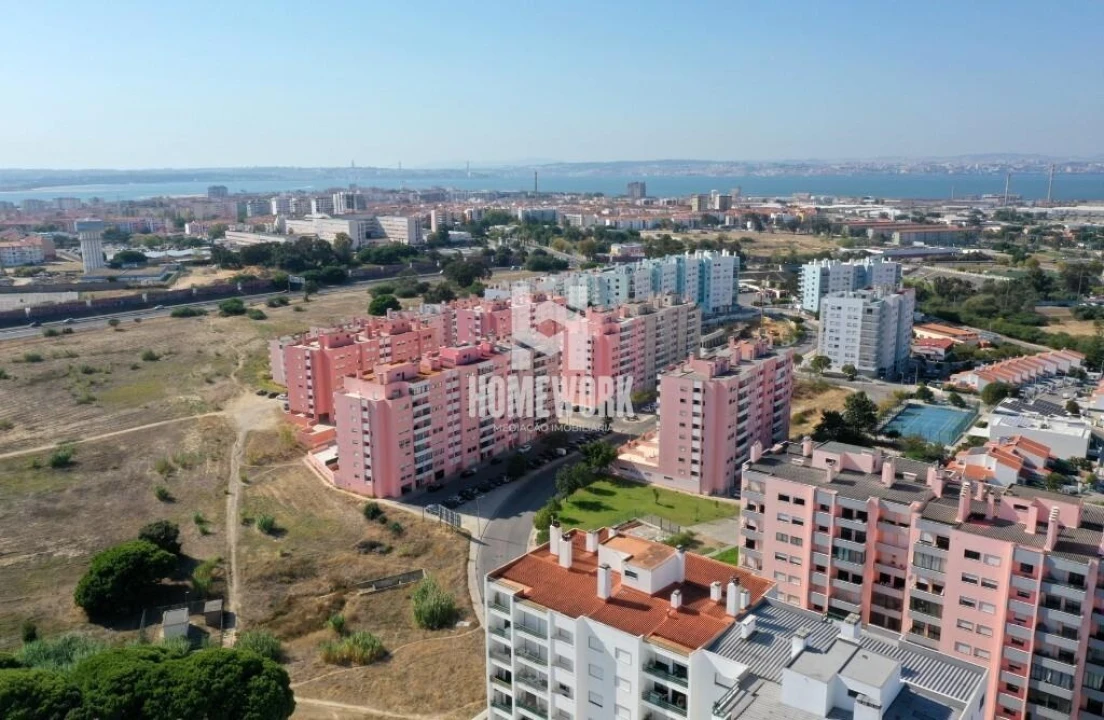 Apartamento T3 para Venda em Barreiro e Lavradio Foto 4