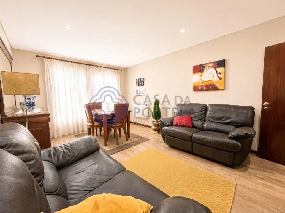 Apartamento T3 para Venda em Gondomar (São Cosme), Valbom e Jovim Foto 1