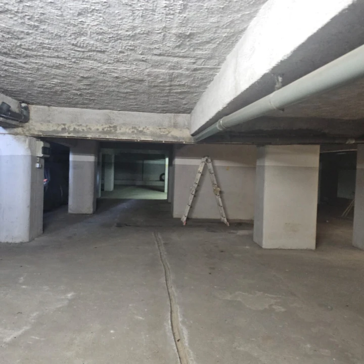 Armazém para Venda em Laranjeiro e Feijó Foto 2