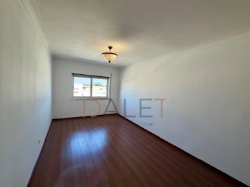 Apartamento T2 para Venda em Benavente