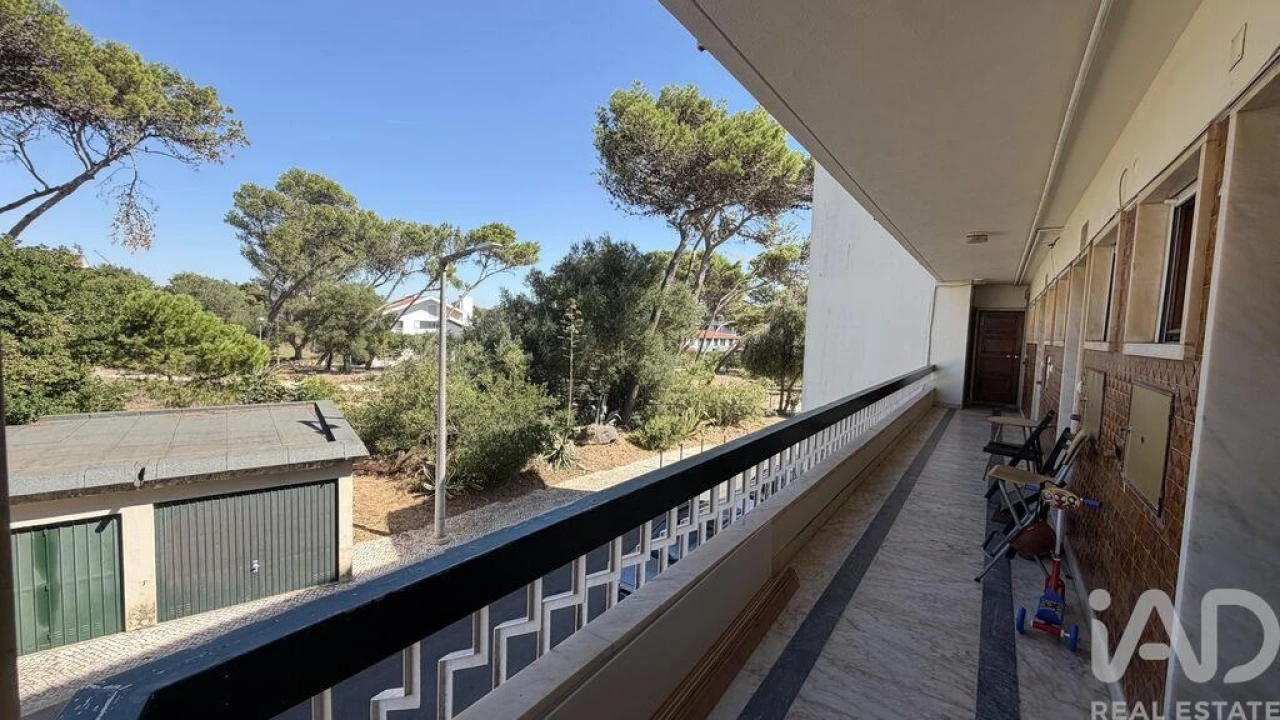 Apartamento T1 para Arrendamento em Carcavelos e Parede Foto 18