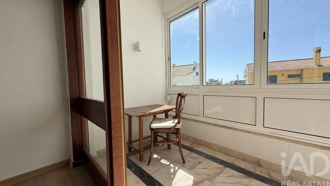 Apartamento T1 para Arrendamento em Carcavelos e Parede Foto 15
