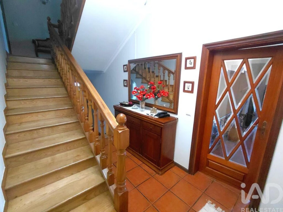 Moradia T5 para Venda em Prado e Remoães Foto 26
