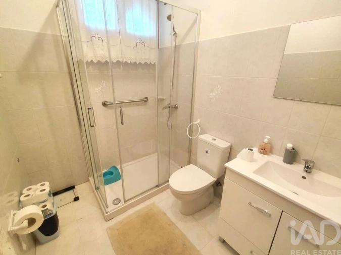 Moradia T5 para Venda em Prado e Remoães Foto 10