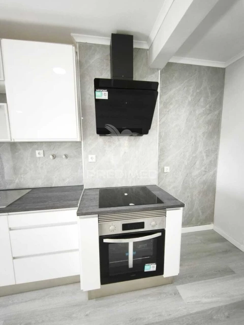 Apartamento T2 para Venda em Setubal (São Sebastião)