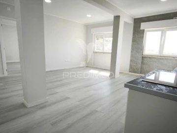 Apartamento T2 para Venda em Setubal (São Sebastião)