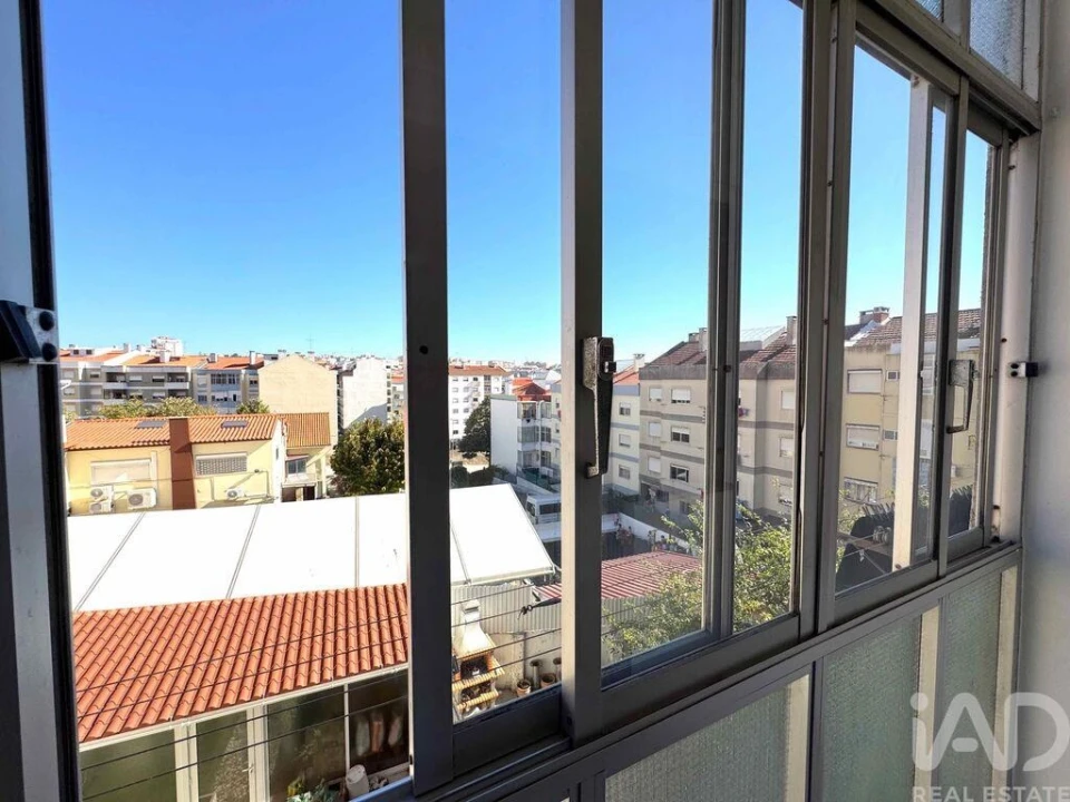 Apartamento T2 para Venda em Cacém e São Marcos Foto 16