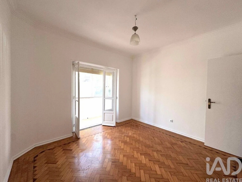 Apartamento T2 para Venda em Cacém e São Marcos Foto 23