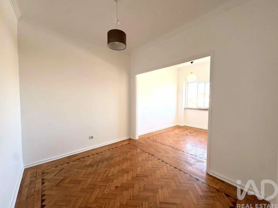 Apartamento T2 para Venda em Cacém e São Marcos Foto 2