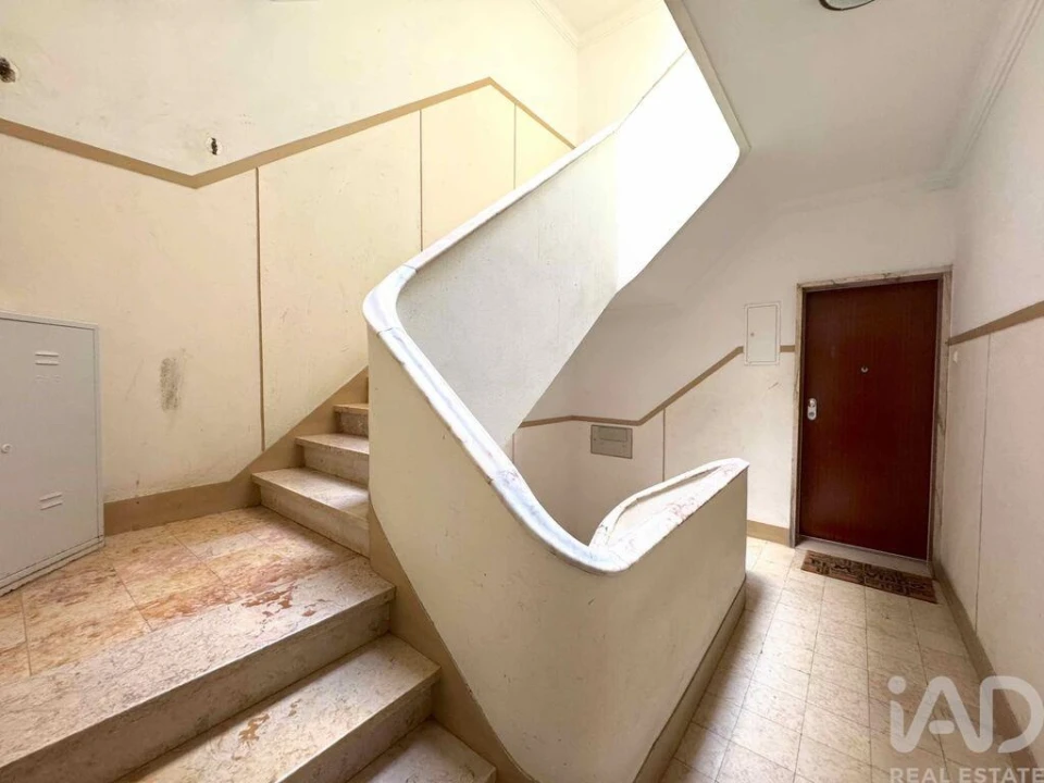 Apartamento T2 para Venda em Cacém e São Marcos Foto 34