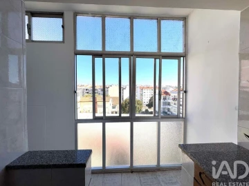 Apartamento T2 para Venda em Cacém e São Marcos