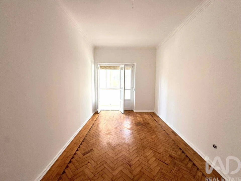 Apartamento T2 para Venda em Cacém e São Marcos Foto 33