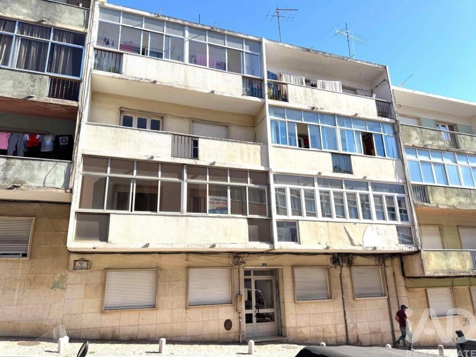 Apartamento T2 para Venda em Cacém e São Marcos Foto 36
