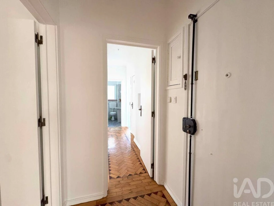 Apartamento T2 para Venda em Cacém e São Marcos Foto 10