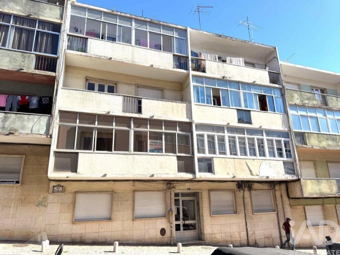 Apartamento T2 para Venda em Cacém e São Marcos Foto 36