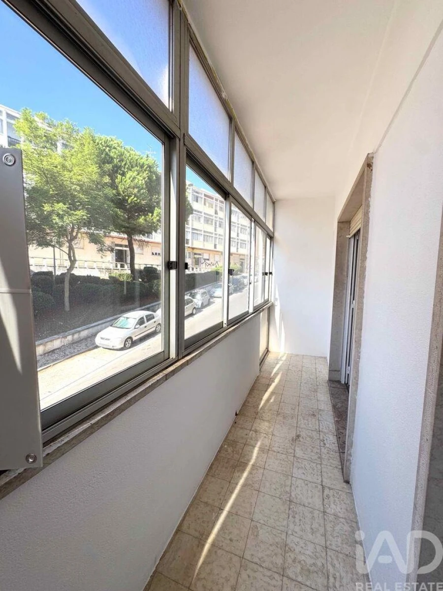 Apartamento T2 para Venda em Cacém e São Marcos Foto 27