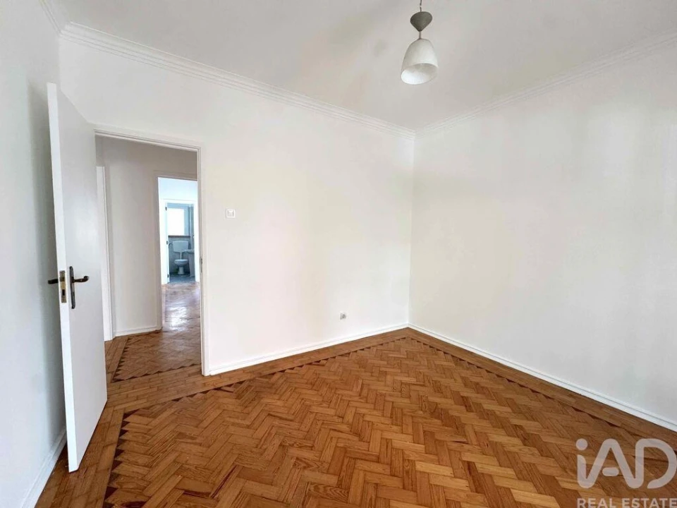 Apartamento T2 para Venda em Cacém e São Marcos Foto 25