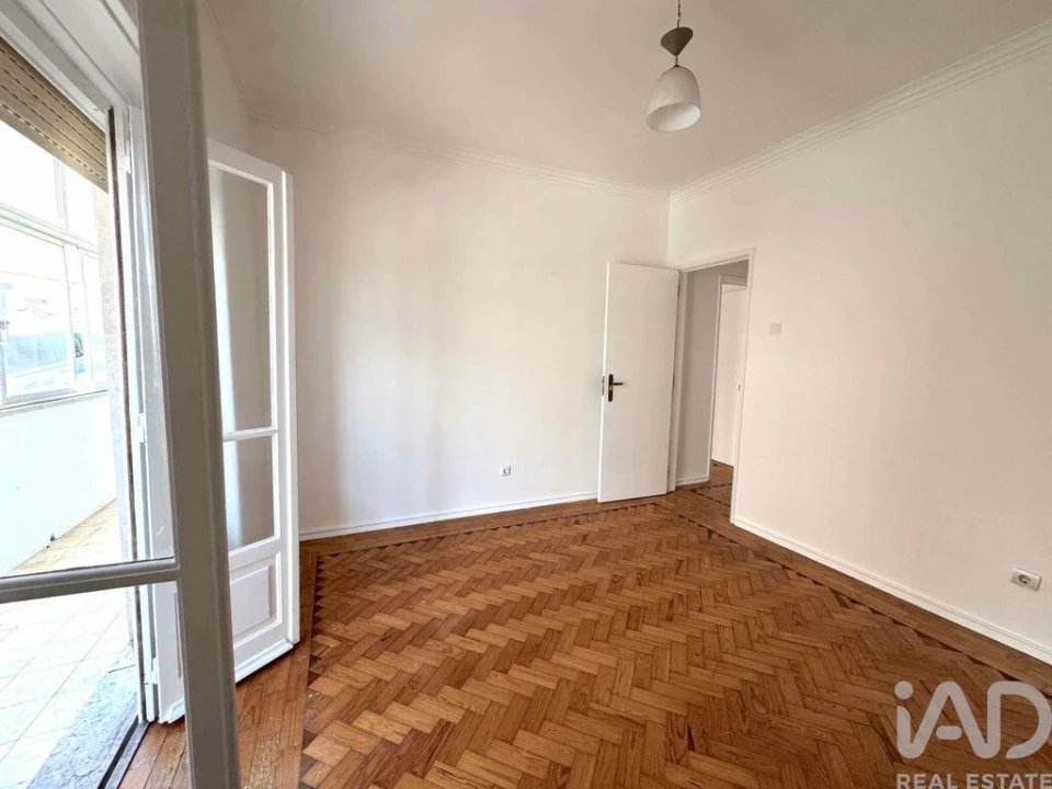 Apartamento T2 para Venda em Cacém e São Marcos Foto 26