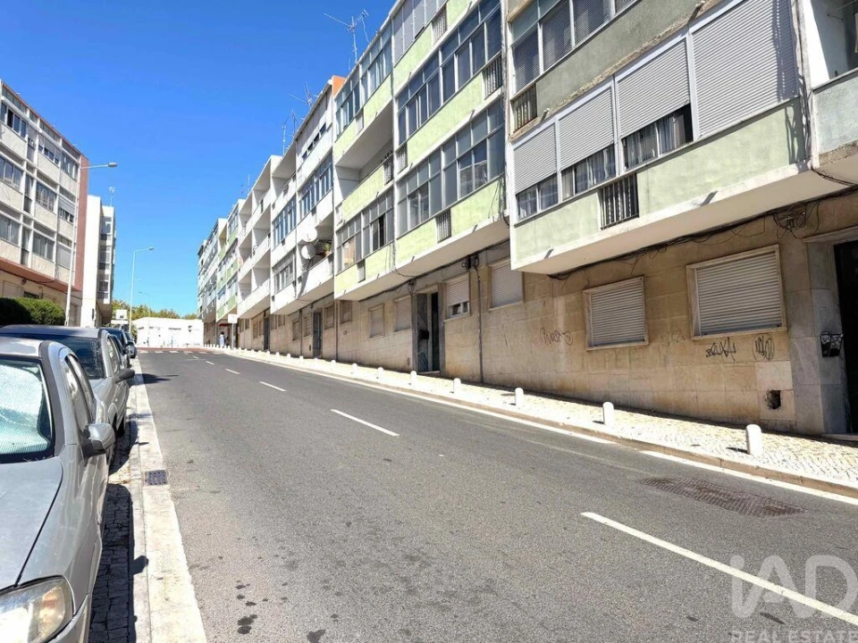 Apartamento T2 para Venda em Cacém e São Marcos Foto 37